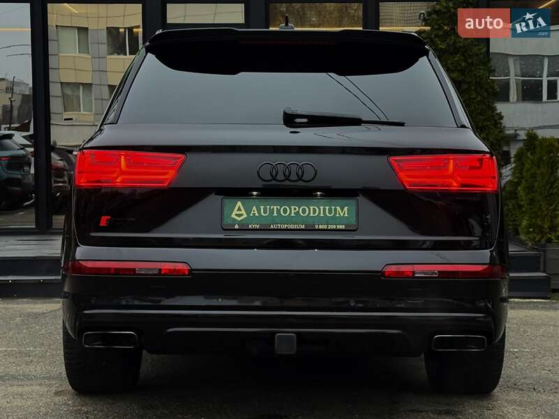 Позашляховик / Кросовер Audi Q7 2018 в Києві фото 21 Позашляховик / Кросовер Audi Q7 2018 в Києві