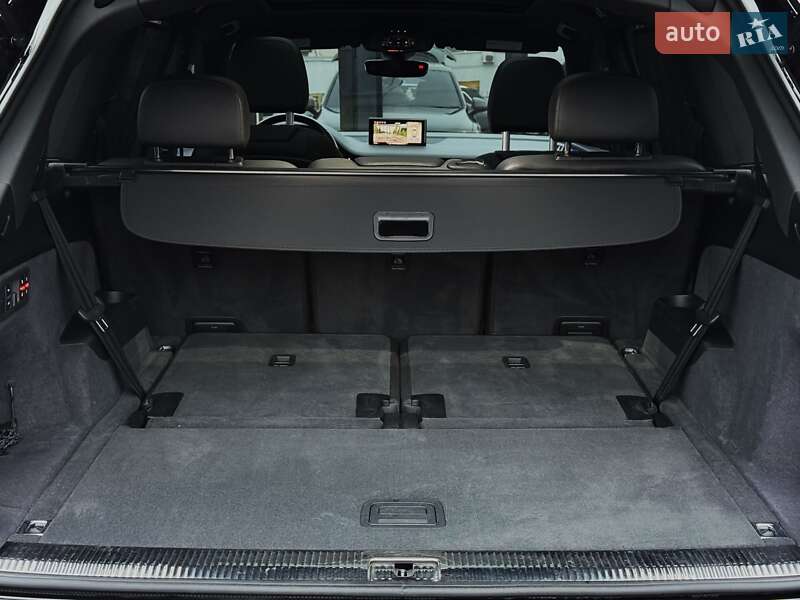 Позашляховик / Кросовер Audi Q7 2018 в Києві фото 27 Позашляховик / Кросовер Audi Q7 2018 в Києві