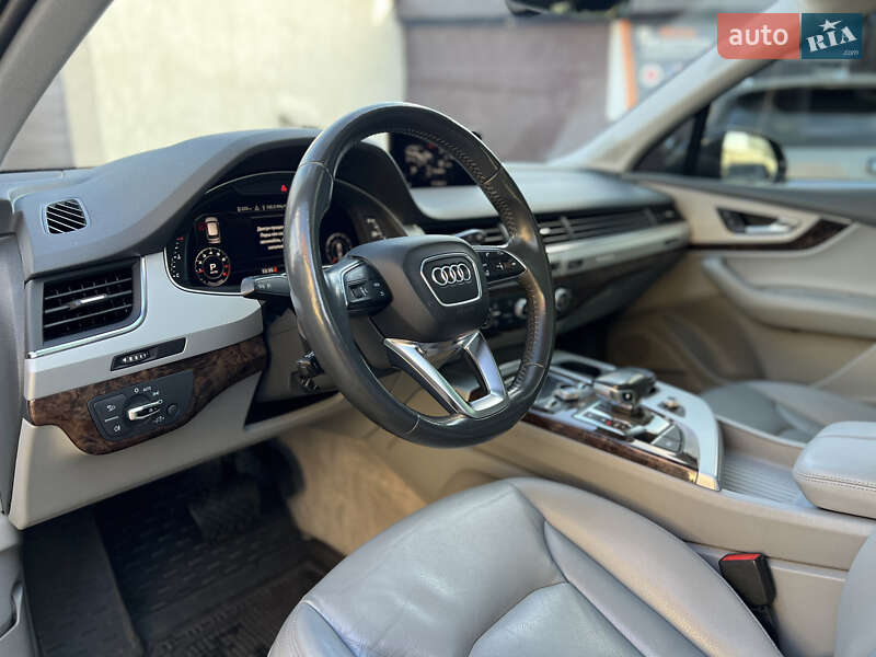 Внедорожник / Кроссовер Audi Q7 2017 в Киеве фото 24 Внедорожник / Кроссовер Audi Q7 2017 в Киеве