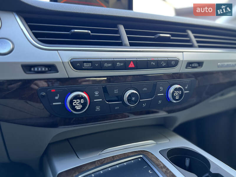 Внедорожник / Кроссовер Audi Q7 2017 в Киеве фото 34 Внедорожник / Кроссовер Audi Q7 2017 в Киеве