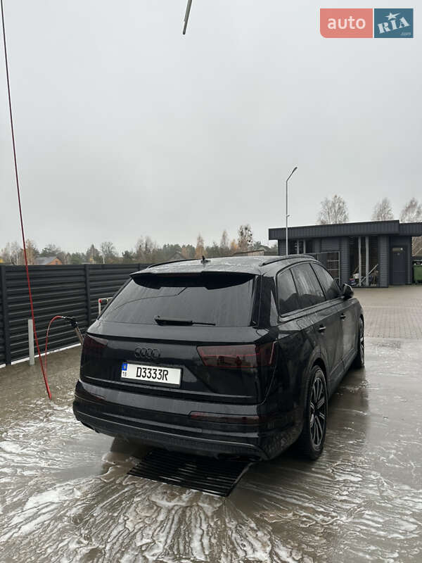 Внедорожник / Кроссовер Audi Q7 2015 в Рокитном фото 5 Внедорожник / Кроссовер Audi Q7 2015 в Рокитном