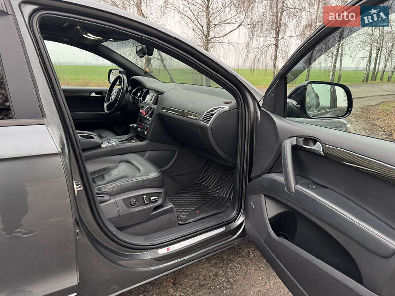 Внедорожник / Кроссовер Audi Q7 2015 в Броварах