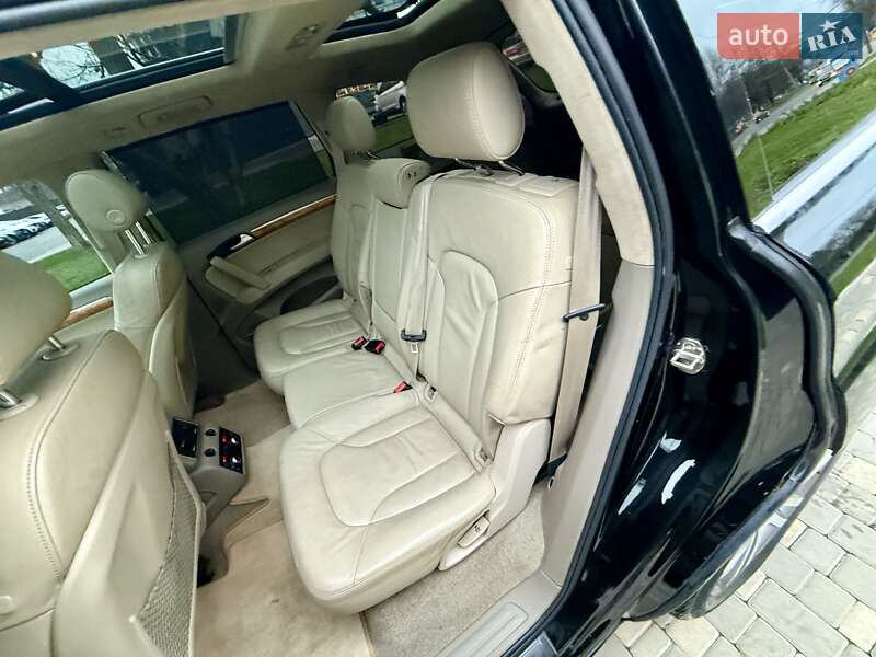 Внедорожник / Кроссовер Audi Q7 2007 в Одессе