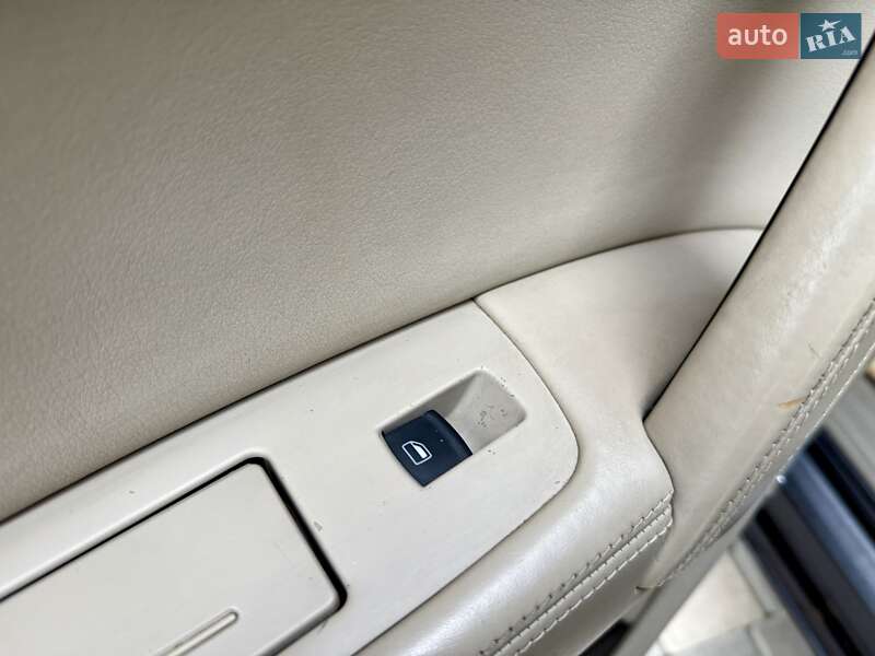 Внедорожник / Кроссовер Audi Q7 2007 в Одессе