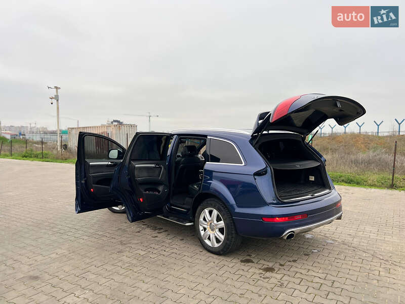 Внедорожник / Кроссовер Audi Q7 2008 в Одессе