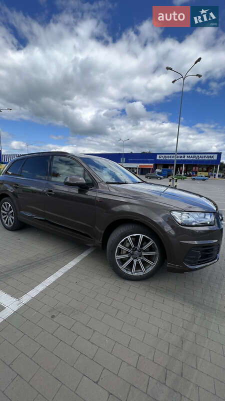 Внедорожник / Кроссовер Audi Q7 2017 в Киеве фото 9 Внедорожник / Кроссовер Audi Q7 2017 в Киеве