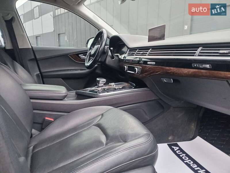 Внедорожник / Кроссовер Audi Q7 2017 в Львове фото 13 Внедорожник / Кроссовер Audi Q7 2017 в Львове