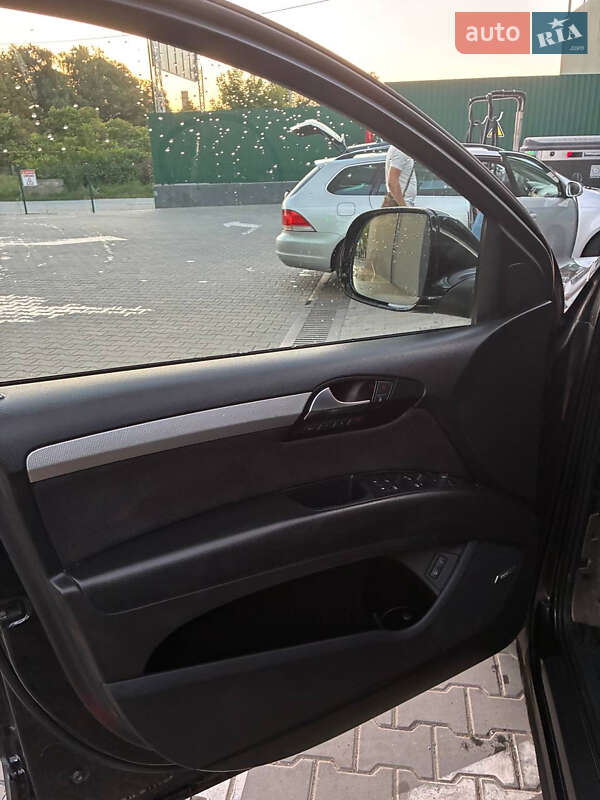 Внедорожник / Кроссовер Audi Q7 2007 в Черновцах фото 13 Внедорожник / Кроссовер Audi Q7 2007 в Черновцах