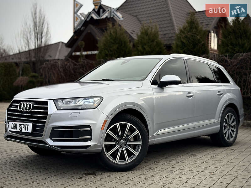Внедорожник / Кроссовер Audi Q7 2017 в Стрые