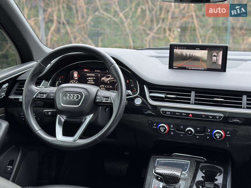 Внедорожник / Кроссовер Audi Q7 2017 в Стрые