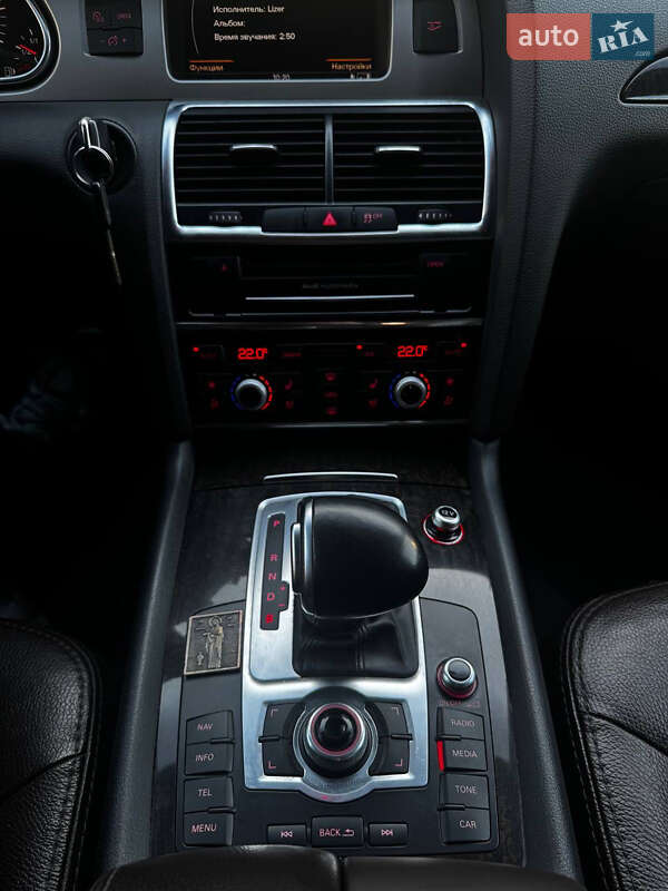 Внедорожник / Кроссовер Audi Q7 2014 в Львове