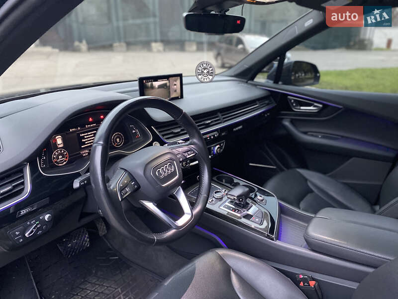 Внедорожник / Кроссовер Audi Q7 2016 в Соленом фото 13 Внедорожник / Кроссовер Audi Q7 2016 в Соленом