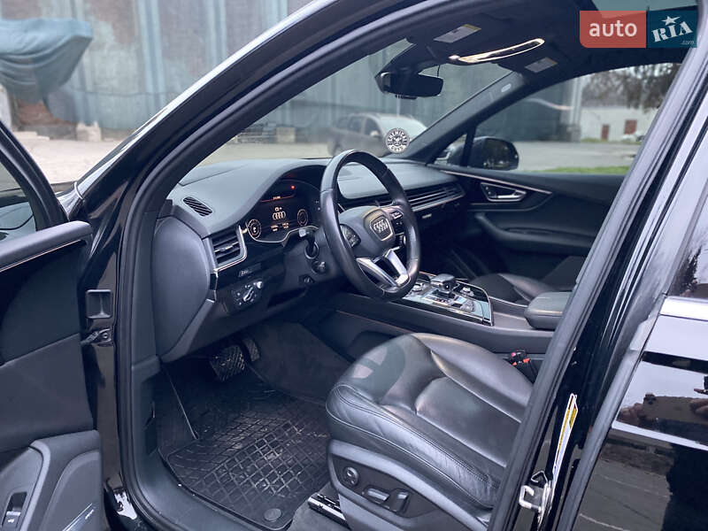 Внедорожник / Кроссовер Audi Q7 2016 в Соленом фото 21 Внедорожник / Кроссовер Audi Q7 2016 в Соленом