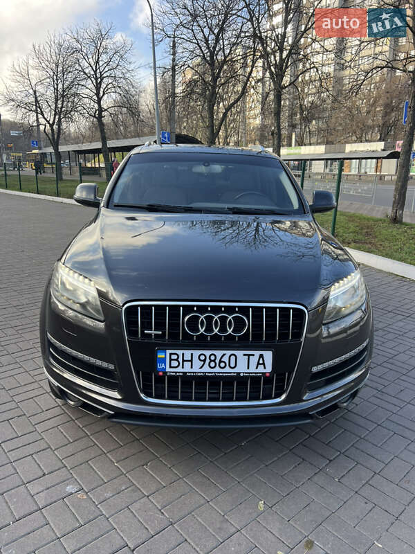 Внедорожник / Кроссовер Audi Q7 2010 в Киеве фото 11 Внедорожник / Кроссовер Audi Q7 2010 в Киеве