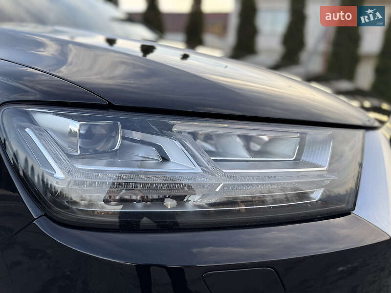 Внедорожник / Кроссовер Audi Q7 2017 в Надворной