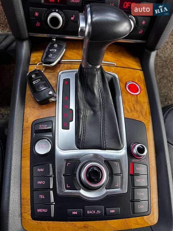 Внедорожник / Кроссовер Audi Q7 2014 в Тернополе