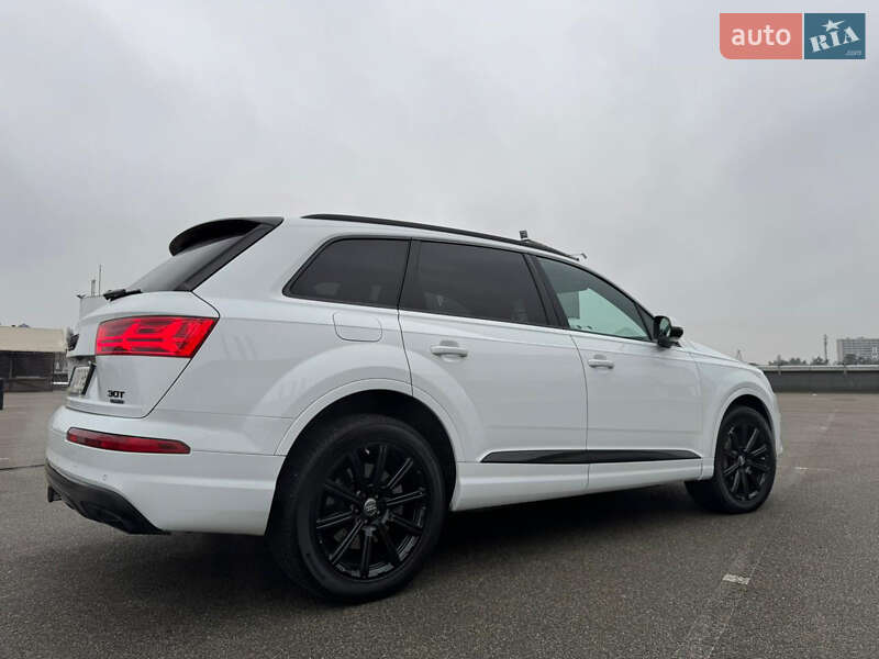 Внедорожник / Кроссовер Audi Q7 2018 в Киеве фото 10 Внедорожник / Кроссовер Audi Q7 2018 в Киеве
