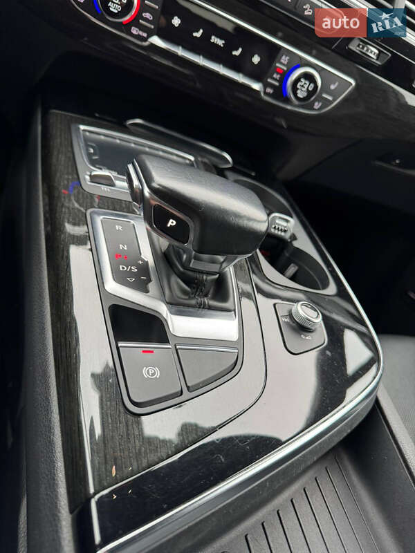 Внедорожник / Кроссовер Audi Q7 2018 в Киеве фото 29 Внедорожник / Кроссовер Audi Q7 2018 в Киеве