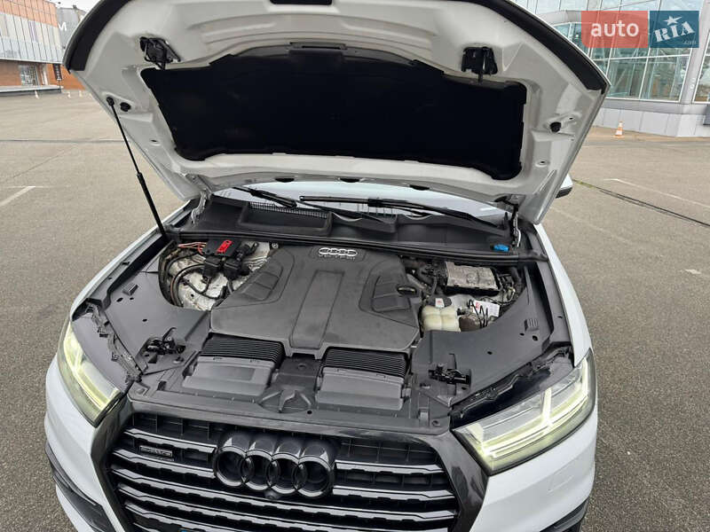 Внедорожник / Кроссовер Audi Q7 2018 в Киеве фото 37 Внедорожник / Кроссовер Audi Q7 2018 в Киеве