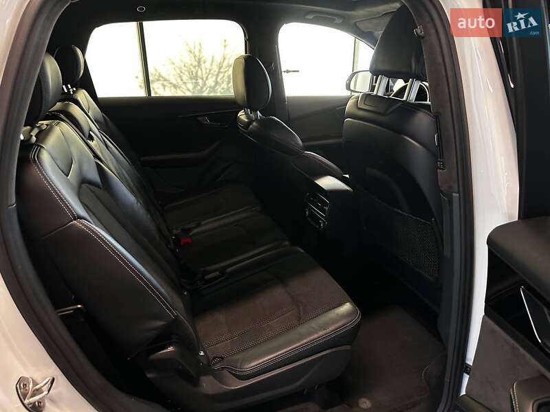 Внедорожник / Кроссовер Audi Q7 2016 в Львове фото 35 Внедорожник / Кроссовер Audi Q7 2016 в Львове