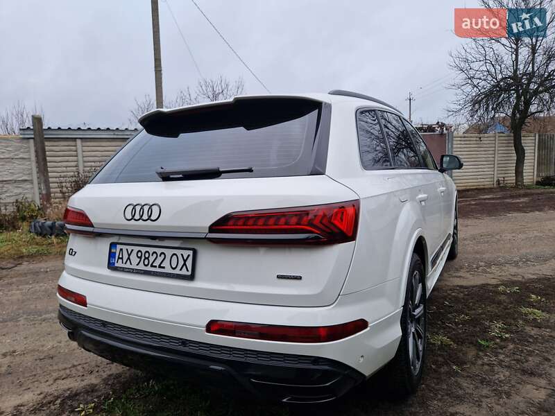 Внедорожник / Кроссовер Audi Q7 2023 в Киеве фото 16 Внедорожник / Кроссовер Audi Q7 2023 в Киеве