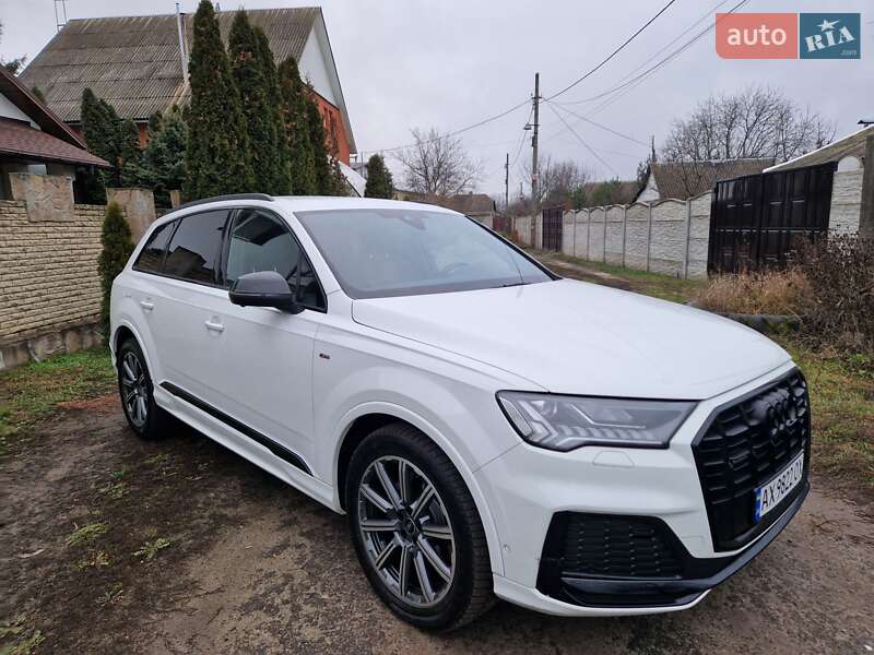 Внедорожник / Кроссовер Audi Q7 2023 в Киеве фото 20 Внедорожник / Кроссовер Audi Q7 2023 в Киеве