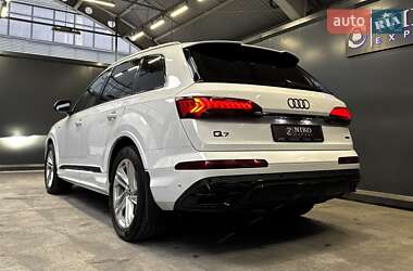 Позашляховик / Кросовер Audi Q7 2022 в Києві