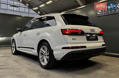 Позашляховик / Кросовер Audi Q7 2022 в Києві