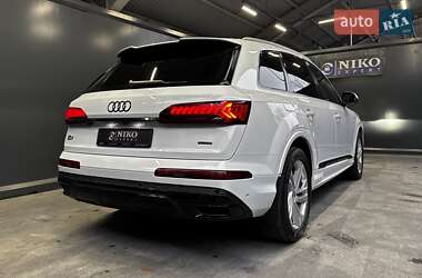 Позашляховик / Кросовер Audi Q7 2022 в Києві