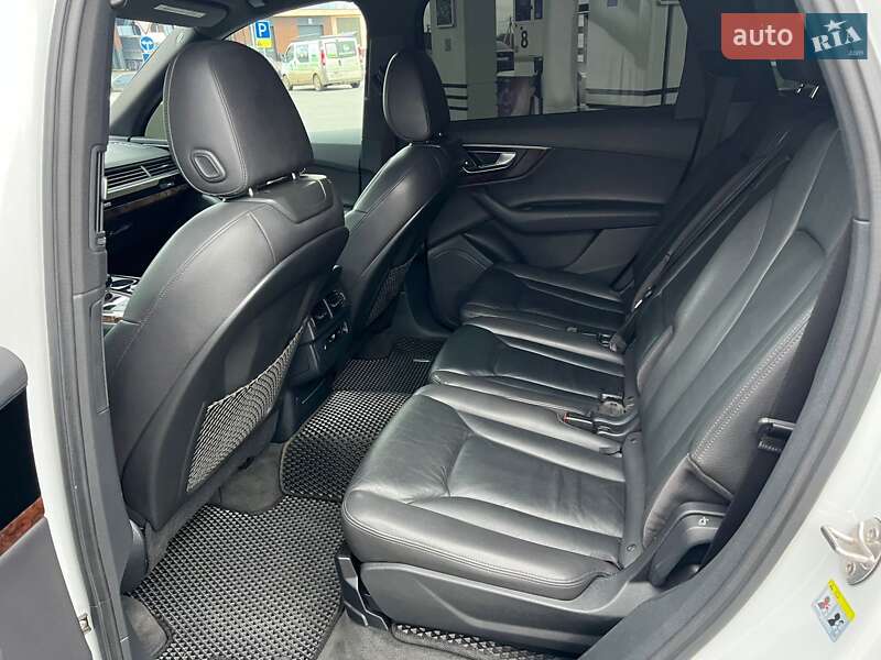 Внедорожник / Кроссовер Audi Q7 2015 в Одессе фото 24 Внедорожник / Кроссовер Audi Q7 2015 в Одессе