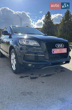 Позашляховик / Кросовер Audi Q7 2013 в Володимирі