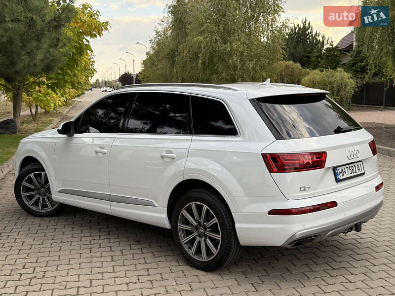 Внедорожник / Кроссовер Audi Q7 2018 в Одессе фото 5 Внедорожник / Кроссовер Audi Q7 2018 в Одессе