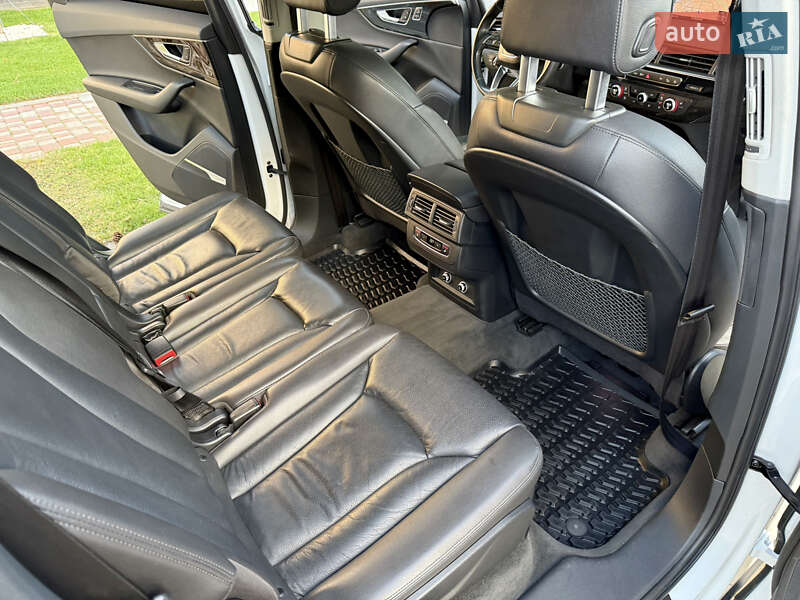 Внедорожник / Кроссовер Audi Q7 2018 в Одессе фото 93 Внедорожник / Кроссовер Audi Q7 2018 в Одессе