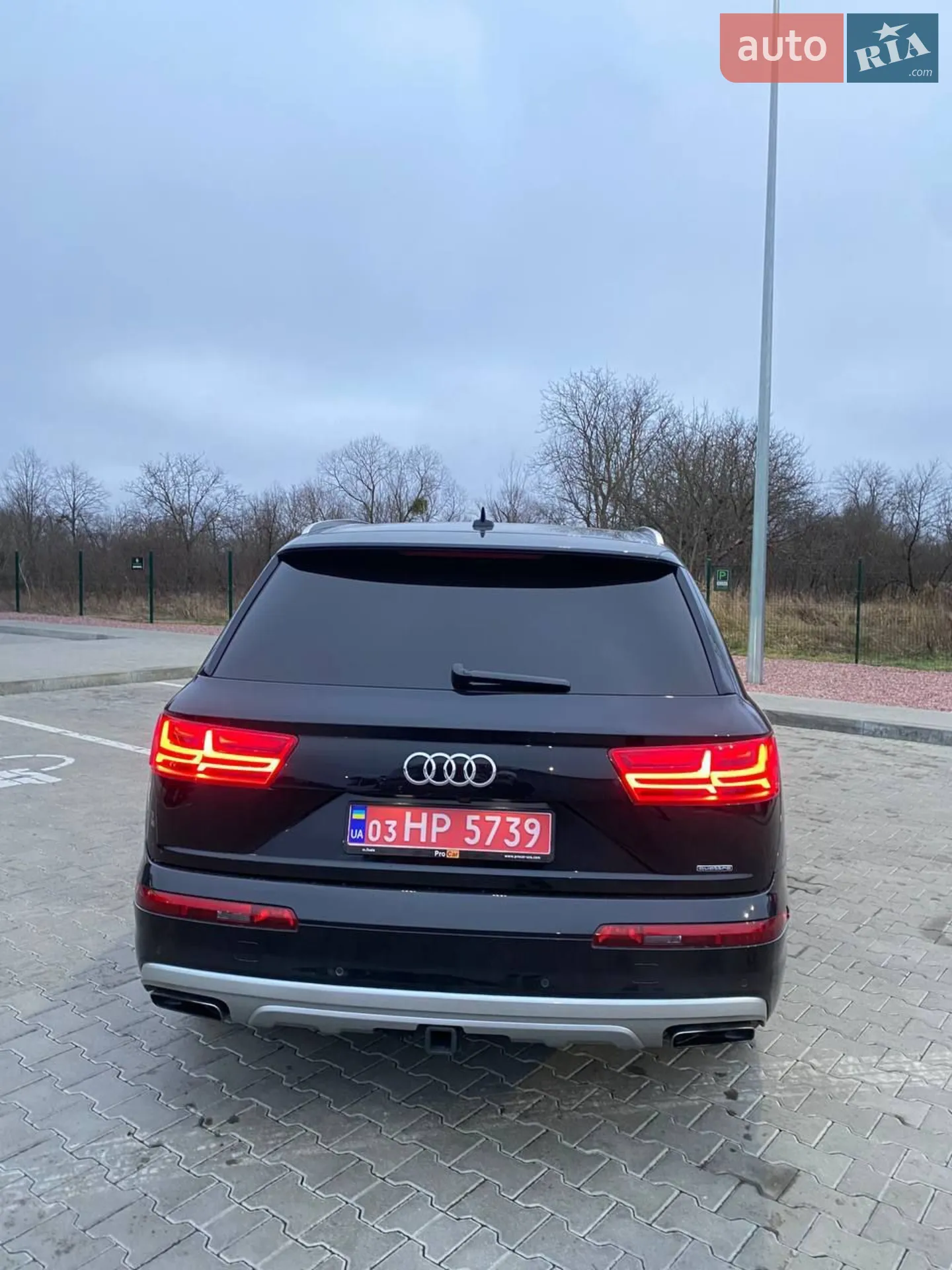 2017 Audi Q7 - мініатюра 11