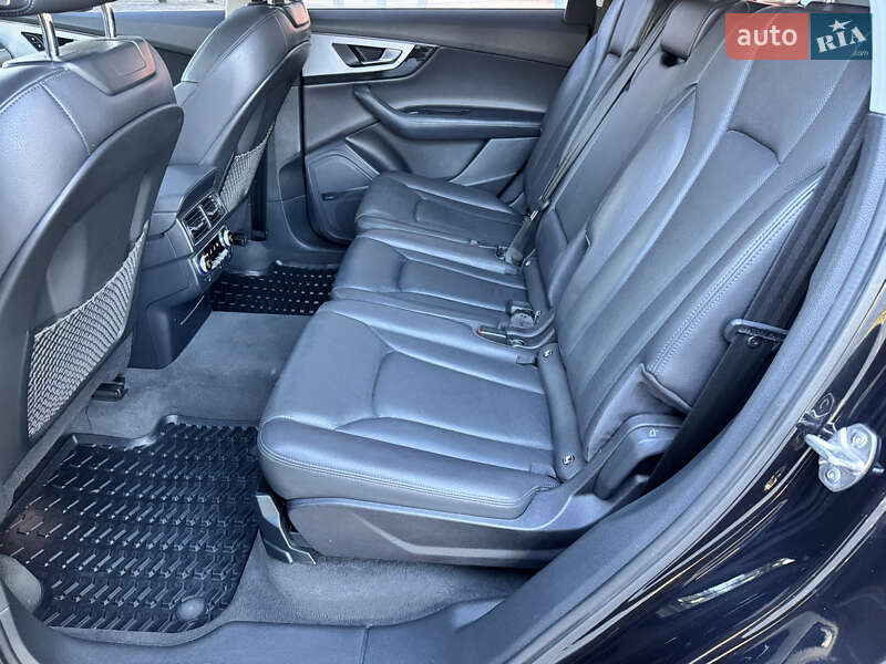 Внедорожник / Кроссовер Audi Q7 2015 в Львове фото 40 Внедорожник / Кроссовер Audi Q7 2015 в Львове