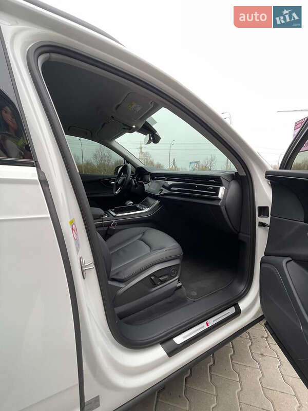 Внедорожник / Кроссовер Audi Q7 2023 в Киеве фото 31 Внедорожник / Кроссовер Audi Q7 2023 в Киеве