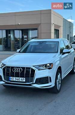 Внедорожник / Кроссовер Audi Q7 2023 в Днепре
