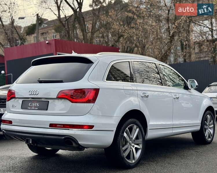 Внедорожник / Кроссовер Audi Q7 2012 в Киеве