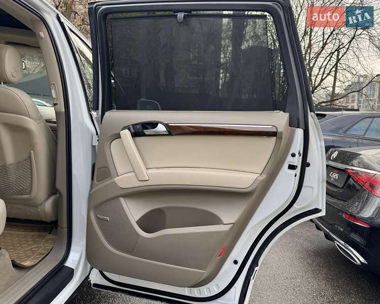 Внедорожник / Кроссовер Audi Q7 2012 в Киеве