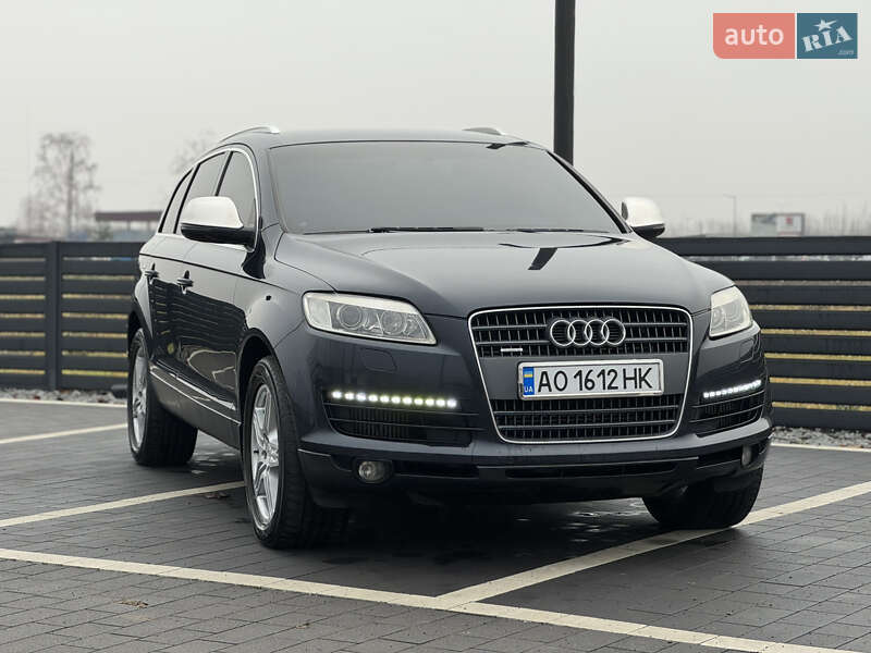 Внедорожник / Кроссовер Audi Q7 2007 в Мукачево