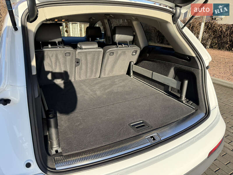 Внедорожник / Кроссовер Audi Q7 2011 в Житомире