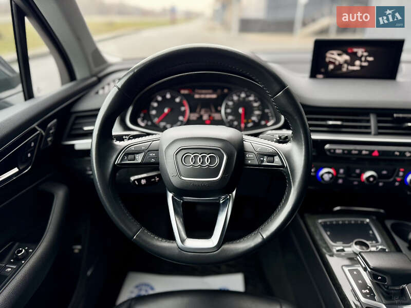 Внедорожник / Кроссовер Audi Q7 2018 в Киеве фото 10 Внедорожник / Кроссовер Audi Q7 2018 в Киеве