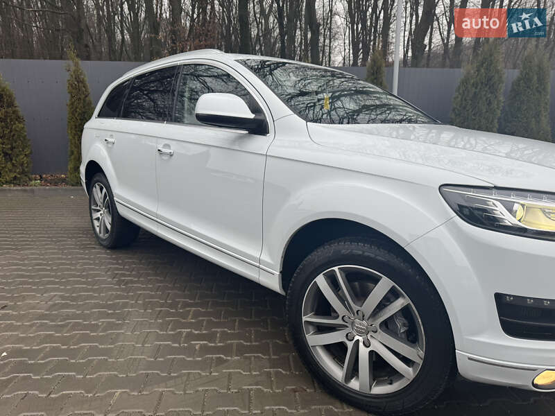 Внедорожник / Кроссовер Audi Q7 2013 в Тернополе