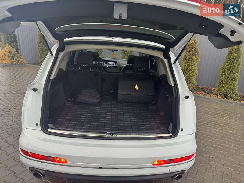 Внедорожник / Кроссовер Audi Q7 2013 в Тернополе
