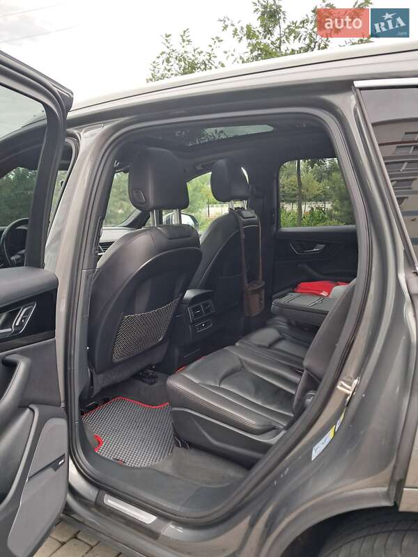 Внедорожник / Кроссовер Audi Q7 2016 в Ивано-Франковске фото 14 Внедорожник / Кроссовер Audi Q7 2016 в Ивано-Франковске