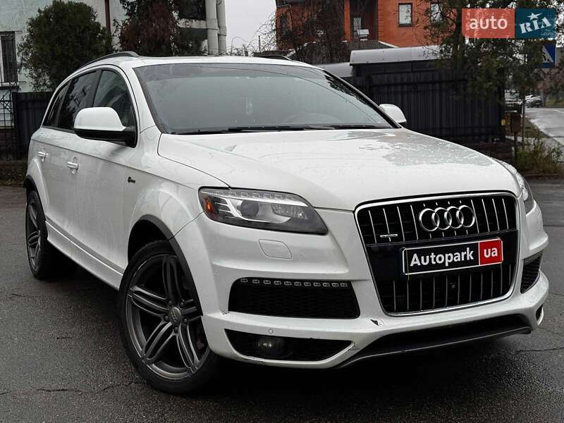 Позашляховик / Кросовер Audi Q7 2015 в Києві