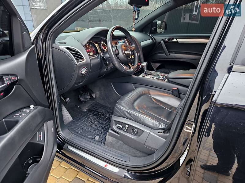 Внедорожник / Кроссовер Audi Q7 2015 в Тернополе