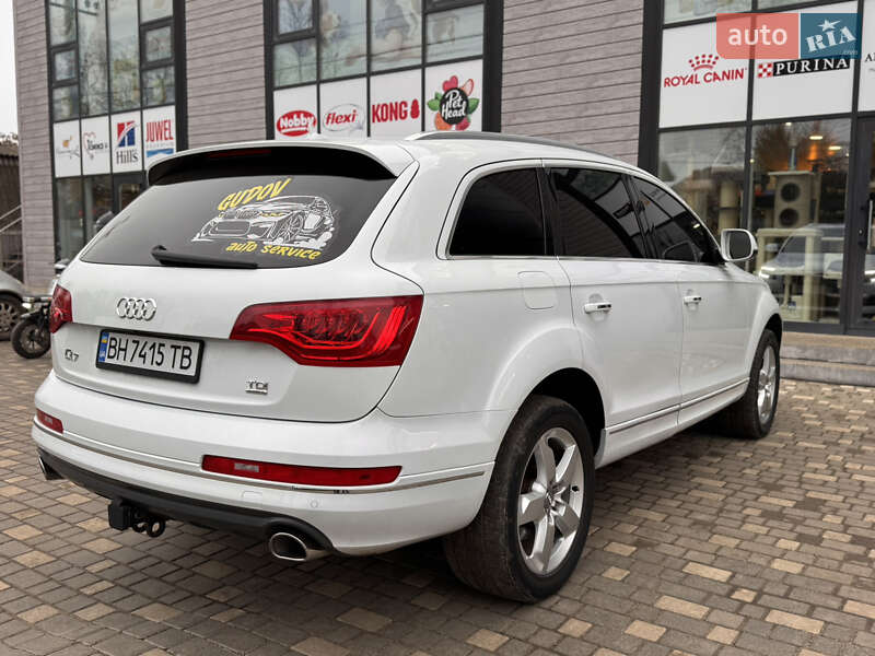 Внедорожник / Кроссовер Audi Q7 2012 в Одессе