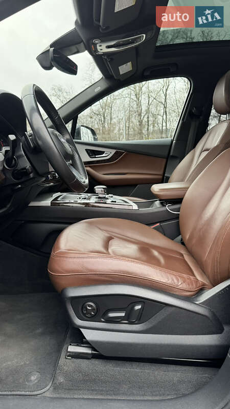 Внедорожник / Кроссовер Audi Q7 2017 в Киеве фото 24 Внедорожник / Кроссовер Audi Q7 2017 в Киеве