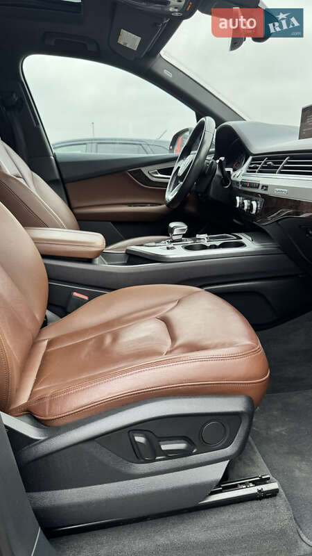 Внедорожник / Кроссовер Audi Q7 2017 в Киеве фото 39 Внедорожник / Кроссовер Audi Q7 2017 в Киеве